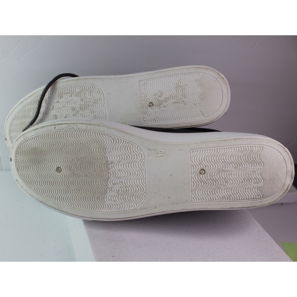 Harmony Balance NWT Flourish Grey Fur Booties 10 - Picture 5 of 5